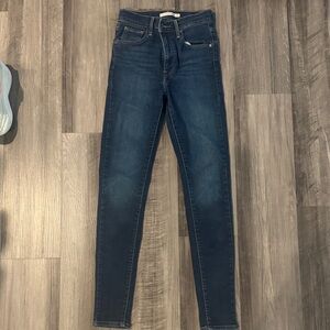 Levi's Women's Skinny Jeans - Dark Blue